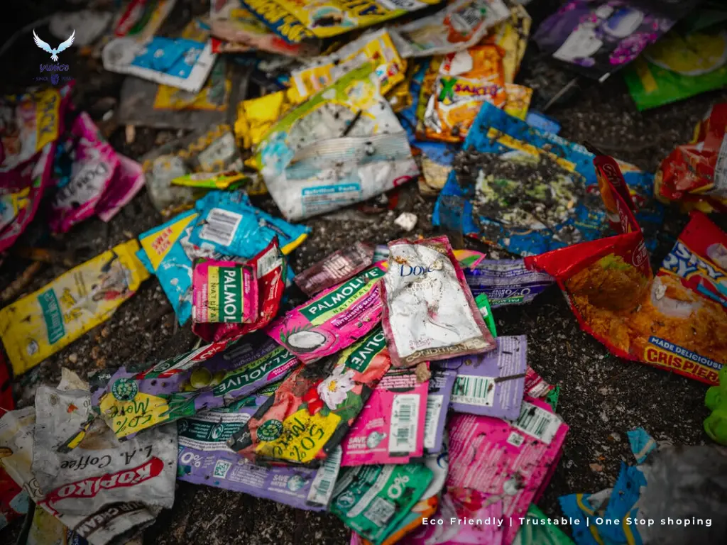 A Comprehensive Bali Sachet Regulation Guide to Combat Plastic Waste A pile of discarded and dirty single-use plastic sachets littering the ground, illustrating the plastic pollution problem that the Bali sachet regulation guide seeks to solve.